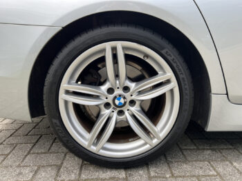BMW 5 Serie 520i M-Sport High Executive Automaat | NAVI | CRUISE | AFN. TREK