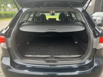 Toyota Avensis wagon 1.6 VVTi Business | Navi | Trekhaak | Achterijtrijcamera