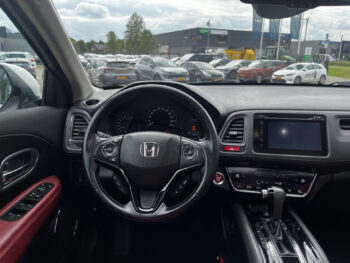 Honda HR-V 1.5 i-VTEC Executive ZEER COMPLETE AUTO