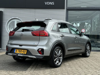 Kia Niro 1.6 GDi HEV DynamicLine 18''LM & All seasons banden