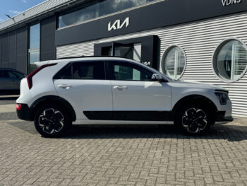 Kia Niro EV Edition advanced 64.8 kWh * SUBSIDIE 2000 EURO MOGELIJK*