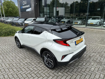 Toyota C-HR 2.0 Hybrid 184PK Bi-Tone | 1ste Eigenaar | Navi | Camera | ACC |