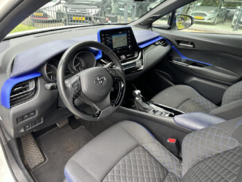 Toyota C-HR 2.0 Hybrid 184PK Bi-Tone | 1ste Eigenaar | Navi | Camera | ACC |