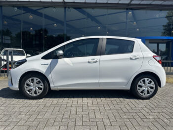 Toyota Yaris Yaris 1.5 Hybrid Dynamic | Navi | Camera | ECC | Stoelverwarming