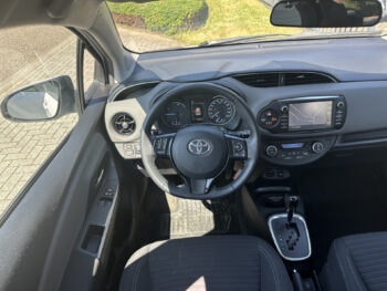 Toyota Yaris Yaris 1.5 Hybrid Dynamic | Navi | Camera | ECC | Stoelverwarming