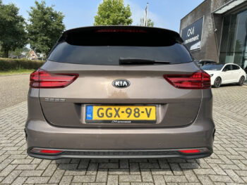 Kia Ceed Sportswagon 1.4 T-GDi 140PK ExecutiveLine Automaat | Navi | Camera | ACC | P