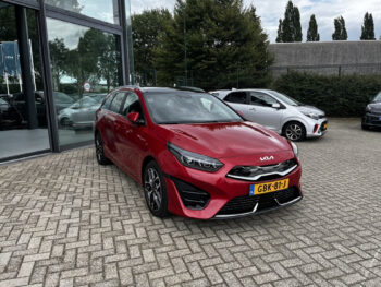 Kia Ceed Sportswagon 1.6 GDI PHEV ExecutiveLine ACTIEPRIJS !! NP € 42.000!!!