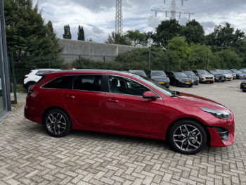 Kia Ceed Sportswagon 1.6 GDI PHEV ExecutiveLine ACTIEPRIJS !! NP € 42.000!!!