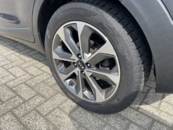 Kia Stonic 1.0 T-GDi 120PK EXECUTIVELINE - ZEER COMPLEET!!