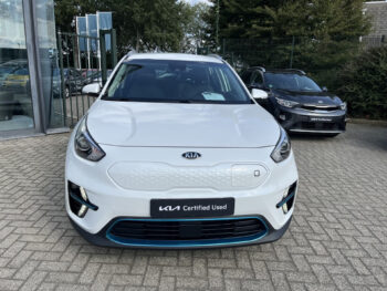 Kia e-Niro DynamicLine 64 kWh 2000 euro subsidie mogelijk!