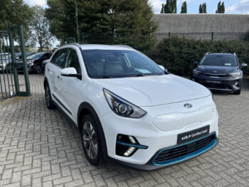 Kia e-Niro DynamicLine 64 kWh 2000 euro subsidie mogelijk!