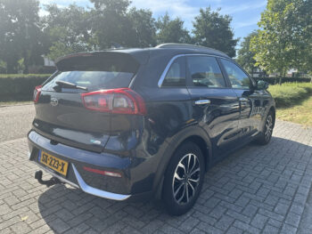 Kia Niro 1.6 GDi DynamicLine | Navi | Trekhaak | Camera | ECC | LM velge