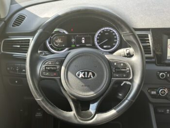 Kia Niro 1.6 GDi DynamicLine | Navi | Trekhaak | Camera | ECC | LM velge