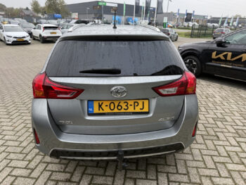 Toyota Auris Touring Sports